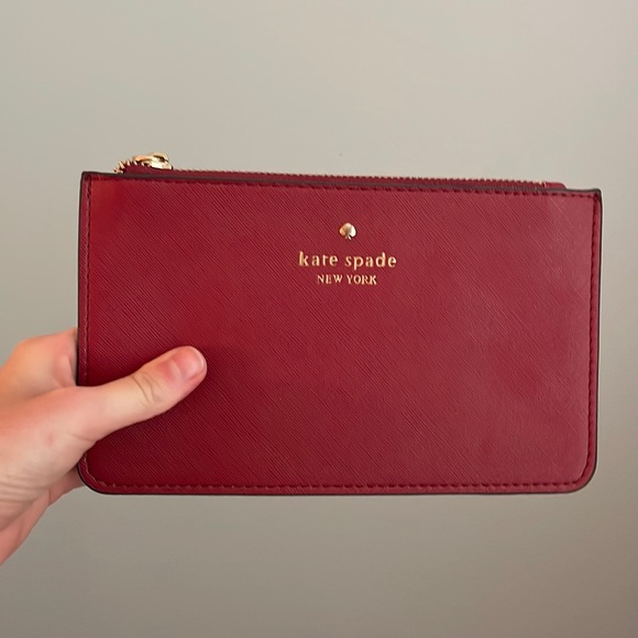 kate spade Handbags - Kate spade small pouch/wallet ❤️